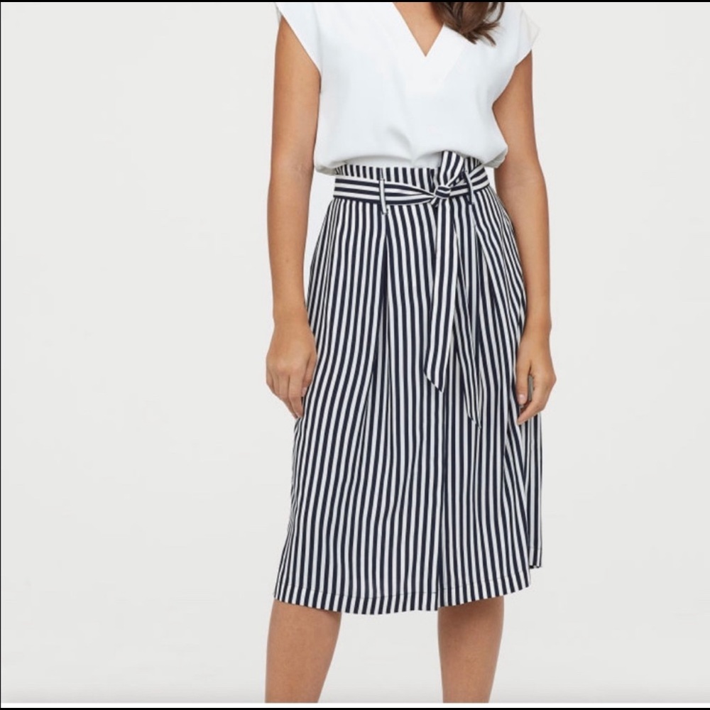 H&M Paper bag navy and white stripe skirt